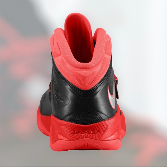 😊 Nike LeBron Zoom Soldier VII (7) Shoes- 13 😊 - Picture 3 of 12